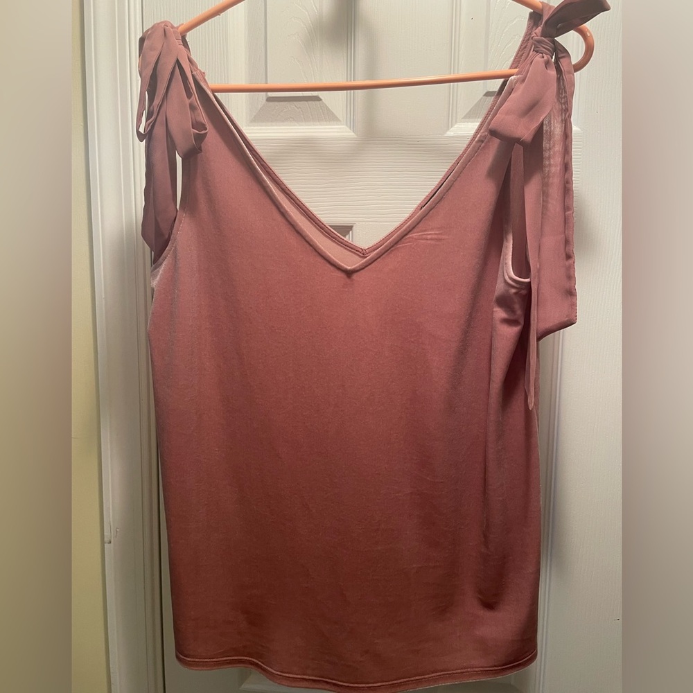 Velvet tie strap V-neck tank, mauve/light pink, size small